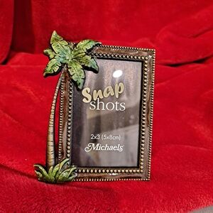 Michaels Palm Tree Photo Frame - Green and Brown Metal Baked Enamel